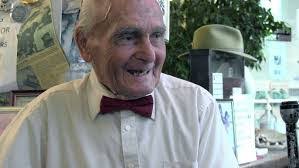 Leslie Renken's Instagram, Twitter & Facebook