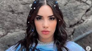 Kimberly Loaiza reapareció con radical cambio de look y ni su hija la  reconoció