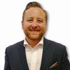 Darrell Chavez's Instagram, Twitter & Facebook