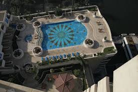 المطعم الدوار على نيل القاهرة روعة المكان تسبق شهية الطعام ام الاء وبيان2