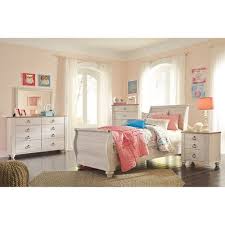 Available Lindy S Furniture Willowton Twin Bedroom Group 1 Only 1 169 00 Bedroom Mirror Dresser Two D Classic Bedroom Furniture Furniture Bedroom Design