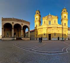 Odeonsplatz Munchen Munchen Munchen Bayern Orte Zum Besuchen