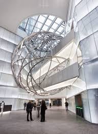 Deutsche bank frankfurt branches (including main office) are conveniently located across the city in such locations, including frankfurt mitte, near hauptbahnhof and flughafen. Deutsche Bank Steel Sphere In Frankfurt Idesignarch Interior Design Architecture Interior Decorating Emagazine