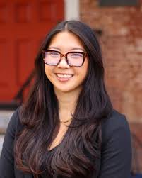 Alissa Hoffman's Instagram, Twitter & Facebook