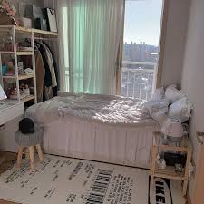 In fact, a small space should not stop you from using vibrant or saturated colors if that's what. Pin On Make Up N Beauty Sh T