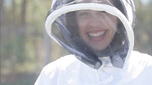 Wesleyan Beekeepers Tend Hive at Long Lane Farm