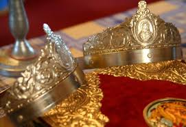 Sfintele taine sunt lucrări văzute prin care harul nevăzut al lui dumnezeu este împărtăşit credincioşilor. CÄƒsÄƒtoria A Doua Intre SfantÄƒ TainÄƒ È™i PogorÄƒmant Doxologia