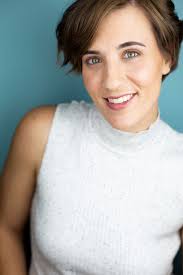 Amanda Vink's Instagram, Twitter & Facebook