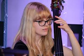 Edmonds-Woodway, Meadowdale students put icing