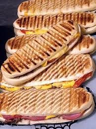 Kase Burger Panini In 2020 Food Homemade Sandwich Salty Foods