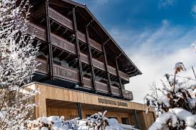 A ski region with a great heart for families and kids where lift lines are a thing of the past, crowded ski slopes are literally unknown. Bergfex Packages Ski Packages Austria All Inclusive Prices Austria