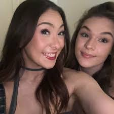 Amber Carnell's Instagram, Twitter & Facebook