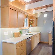 If you're considering laminate kitchen countertops, this article explains the choices. 75 Beautiful Mid Century Modern Kitchen With Laminate Countertops Pictures Ideas April 2021 Houzz