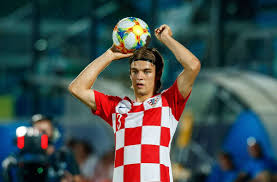 Borna sosa (born 21 january 1998) is a croatian professional footballer who plays for vfb stuttgart as a left back. I9q1xwlrhstqsm
