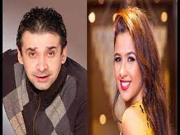 وكانت الفنانة إيمى سمير غانم ابنة دلال عبد العزيز نشرت صورة مؤثرة من خارج غرفة والدتها داخل المستشفى، التى تعالج فيه من تبعات الإصابة بفيروس كورونا. Ù…Ø§Ù‡Ùˆ Ø³Ø± Ø§Ù„Ø¹Ù„Ø§Ù‚Ù‡ Ø¨ÙŠÙ† ÙŠØ§Ø³Ù…ÙŠÙ† Ø¹Ø¨Ø¯ Ø§Ù„Ø¹Ø²ÙŠØ² ÙˆÙƒØ±ÙŠÙ… Ø¹Ø¨Ø¯ Ø§Ù„Ø¹Ø²ÙŠØ² Youtube