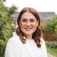 10+ "Laura Traut" profiles