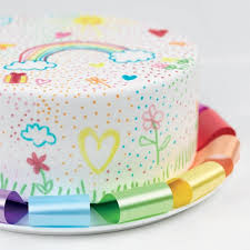 Torte Di Compleanno Particolari Torta Con Glassa Bianca Decorazioni Torta Con Disegni Torte Di Compleanno Decorazioni Torte Compleanno Torte