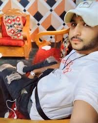 🖤... #foryou #foryoupage #fy #trending #bd #dhakaiyaclub  #bdcommunity🇧🇩🔗 #instagram #instafashion #sylhet #naeem