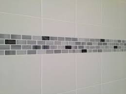 268386459015273712xvfix5a0c Jpg 523 392 White Tile Shower Bathroom Shower Walls White Subway Tile Shower