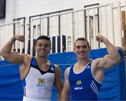 Arthur nabarrete zanetti is a brazilian artistic gymnast. Campeao Olimpico Arthur Zanetti Inaugura Box De Crossfit Em Sao Paulo