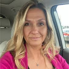 Jolene Brock's Instagram, Twitter & Facebook