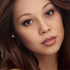 Dung Lu's Instagram, Twitter & Facebook