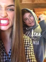 Savannah Roach (@SavvRosee)