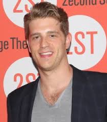 Theater news, reviews, photos, video and more