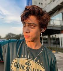 Ternyata kedua orang tua dari moral telah mendaftarkannya dalam sebuah kelas extension di mana ia nggak harus ke sekolah untuk bisa belajar. Cogan Cowok Keren Paracogan Lakilaki Instagram Orang Instagram Laki Laki