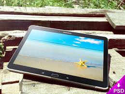 Samsung Galaxy Tab 5 Wood Mockup Samsung Galaxy Tab Galaxy Tab Mockup