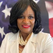 Janice Scott's Instagram, Twitter & Facebook