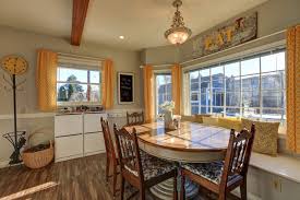 kitchen banquette for a larger main