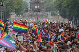 Cartel oficial de la marcha del orgullo lgbt de la ciudad de méxico 2021. Realizan Marcha Por El Orgullo Gay En La Ciudad De Mexico Noticieros Televisa