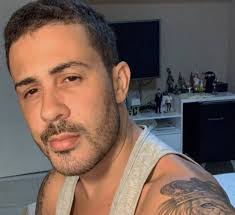 Blastingnews.com portuguese us 'kim kardashian mexicana' morre após fazer cirurgia plástica nos glúteos. Carlinhos Maia Analisa Cultura Do Cancelamento Na Internet Palhacada Gigantesca Emais Estadao