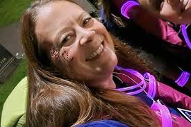 Team Crewsaver Shines Bright for Cancer Research UK