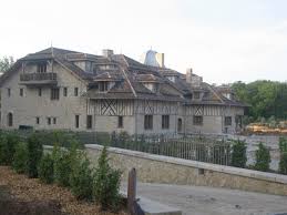 Hoe het nu met hem gaat, is onduidelijk. Michael Schumacher D820 46000 Cahors France Occitanie Pierres