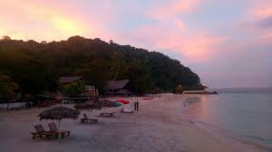 Pulau kapas package (2d1n) dan (3d2n) 2021 / 2022 yang ditawarkan oleh kapas coral beach resort termasuk pakej 2 hari 1 malam (2h1m), pakej 3 hari 2 malam (3h2m), pakej honeymoon (bulan madu), pakej seminar dan pakej pulau kapas day trip 2021 / 2022. 2021 2d1n Kapas Coral Beach Resort Snorkeling Package Pulau Kapas Ami Travel Tours
