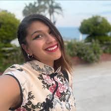 Hi everyone, I'm looking for a handyman to do some jobs around my place  such as hanging a massive painting, putting up shelves, changing ceiling  lamps (atm they are long and I