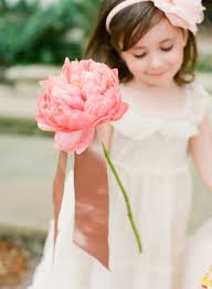 White anemones come with a dark center 95% of. 20 Stunning And Budget Friendly Single Stem Bouquets Chic Vintage Brides Chic Vintage Brides