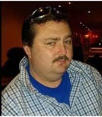 Earl Cahoon's Instagram, Twitter & Facebook