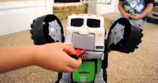 Julian Loves Stinky Matchbox Stinky The Garbage Truck Garbage Truck Xmas Toys Garbage