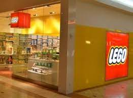 Lego Store Raleigh Nc Join The Lego Club Crabtree Valley Mall Lego Store Lego Club Lego