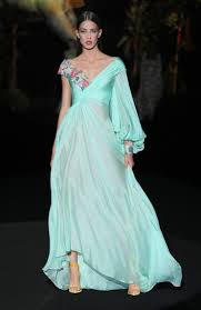 Baunda tienda de vestidos de comunión, vestidos de fiesta y complementos en madrid calle ayala 85 teléfono 914011851 compra online o pide cita para probarte Venta Hannibal Laguna Vestidos Madrina En Stock
