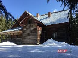 Tara de dincolo de negura. Foto Video Cabana Lui Mihail Sadoveanu Din Èureanu AscunsÄ Bine De Ochii TuriÈtilor Alba24