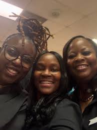 Came to San Francisco to see the Golden Gate Bridge… but clearly, the  bridge came to see me! It said 'strike a pose,' so I did what needed to be  done! #GoldenGateGlowUp #