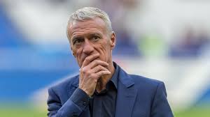 Fifa is all about football. Equipe De France Une Enorme Surprise Dans La Liste De Didier Deschamps Gq France