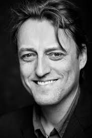 Lunau & Sund: Landet brænder