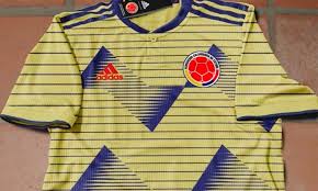 En este enfrentamiento, la selección colombia buscará sumar los 3 puntos que le permitan el youtuber luisito comunica no dudó en ponerse la camiseta de la selección colombia previo al. Filtran La Que Seria La Nueva Camiseta De La Seleccion Colombia Para Copa America