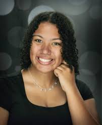 Hi! I'm Abigail Snell and I am SO EXITED to join the JBU family! I'm from  Shawnee, KS and planning to major in graphic design and minor in music!  Feel free to