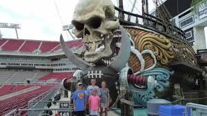 Everything you need to know about raymond james stadium and the tampa bay buccaneers gameday experience. Raymond James Stadium Youtube